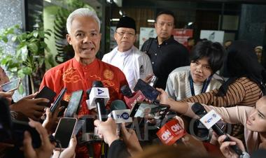 Ganjar: Soal wacana hak angket, Belum Komunikasi dengan Kubu AMIN