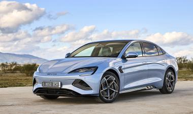 BYD Mobil Listrik China  Acak-acak Mobil Listrik Di Indonesia, Intip Performa dan Spesifikasinya