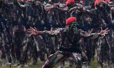 72 Tahun Perjalanan Kopassus: Serah Terima Jabatan, Kegiatan Pendidikan, dan Tradisi Militer