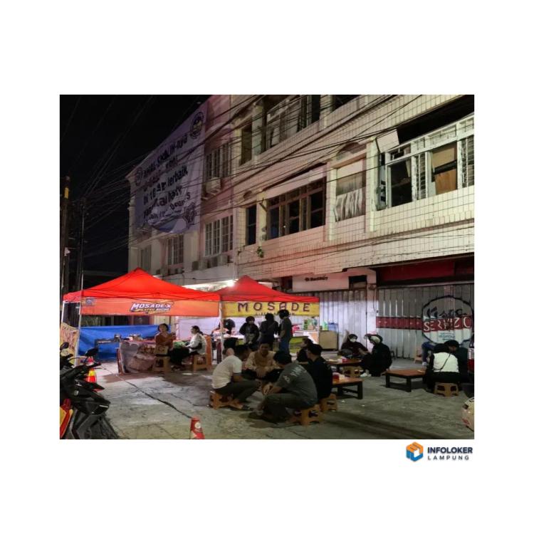 Crew street food Tanjung Karang Pusat, Bandar Lampung Kota, Lampung